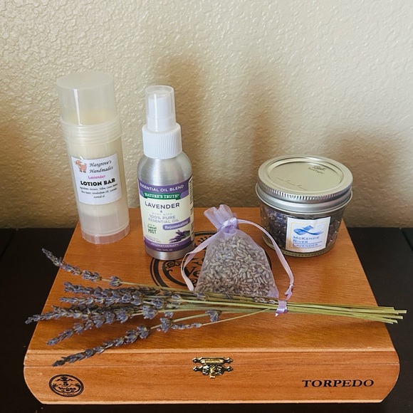 🪻Oregon Farms All Natural Lavender 5 Piece Handmade Gift Set - Picture 15 of 15